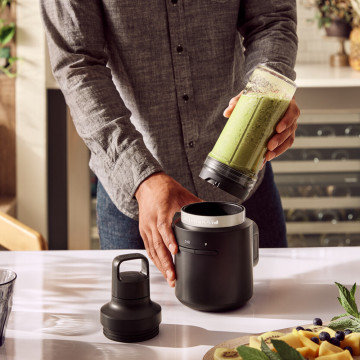 Стационарный аккумуляторний блендер KitchenAid Go 5KSBR200BM 12V (без аккумулятора)