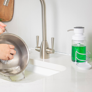 Диспенсер для моющего средства с подставкой для губки KitchenAid Sinkware, 350 мл, белый (KEG887OSWH)