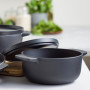 Кастрюля чугунная с крышкой KitchenAid CC004899-001, 3,3 л, купить в Украине, лучшая цена – KitchenAid - Фото 1