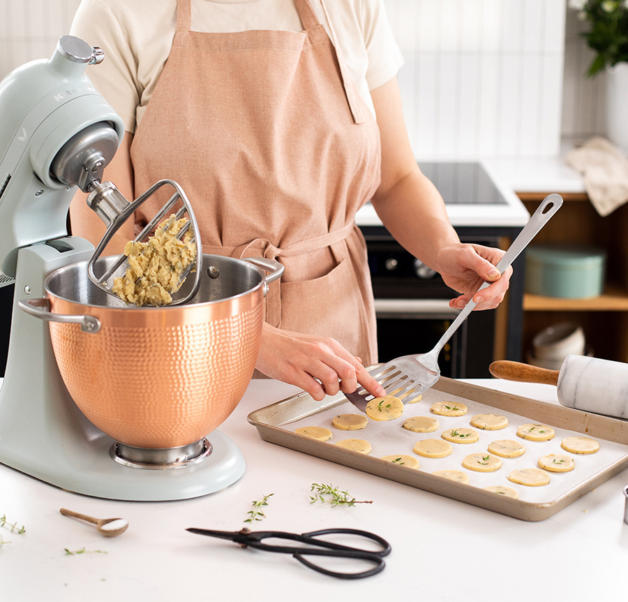 Миксер планетарный KitchenAid Artisan 4,8 л 5KSM180LEELB «Blossom» limited edition