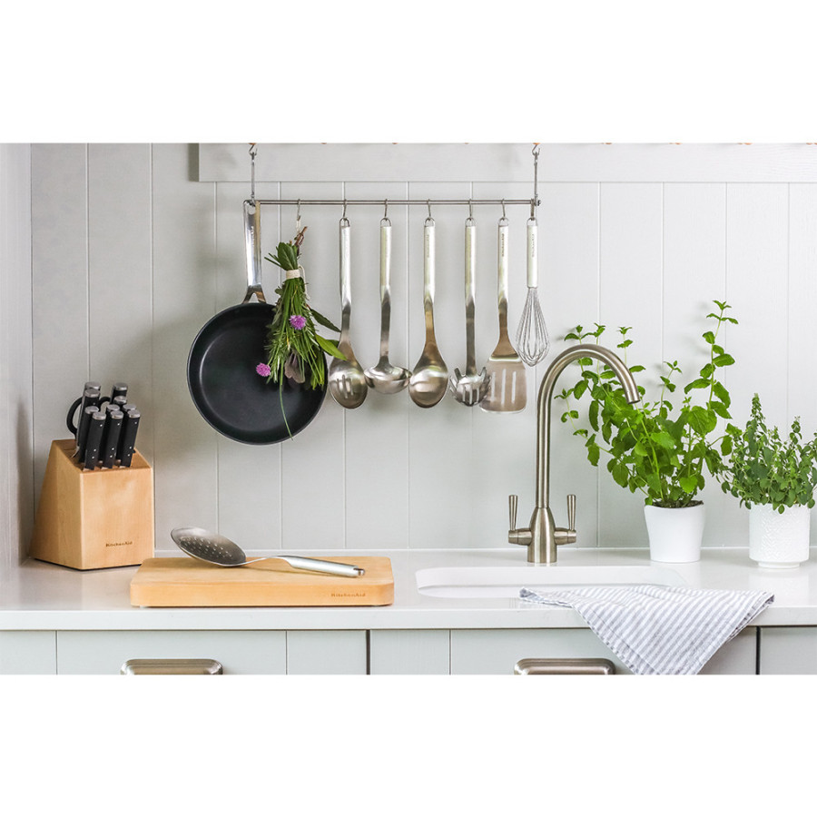 Лопатка кухонная с прорезями KitchenAid Premium, 34,6 см (KMG002OHSS)