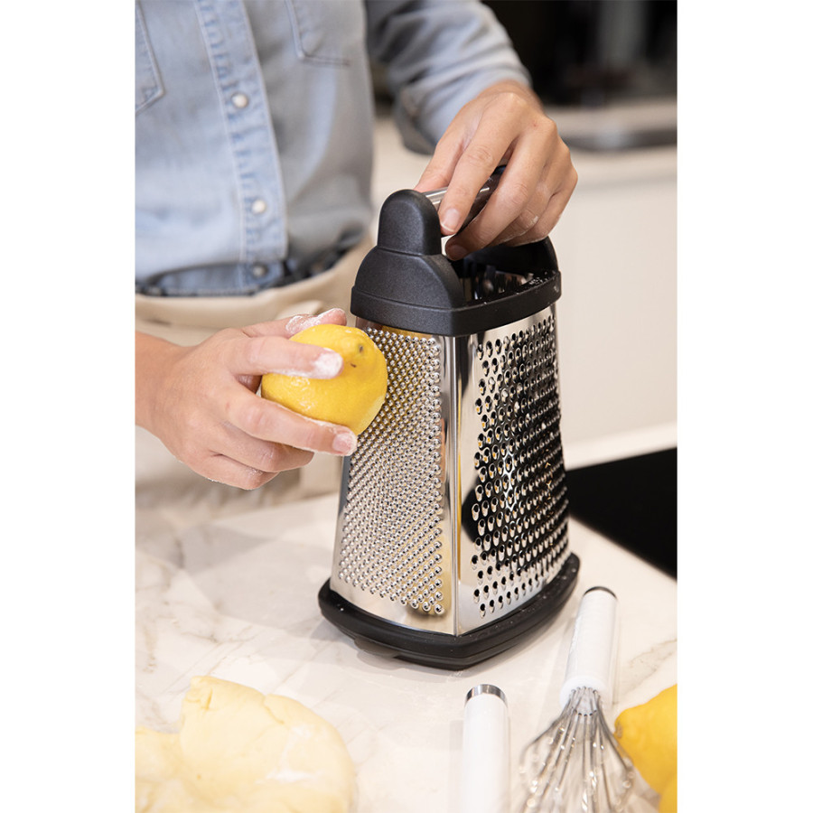 Терка чотирьохстороння з контейнером KitchenAid Universal (KQG300OSOBE)