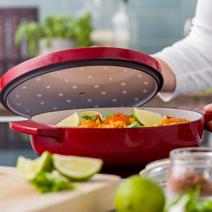 Чугунная кастрюля-сотейник с крышкой 2,77 л KitchenAid Cast Iron (CC009009-001)