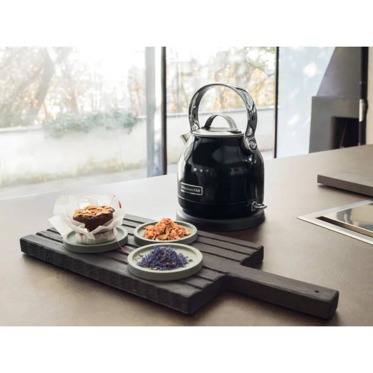 Електрочайник KitchenAid 5KEK1222EOB