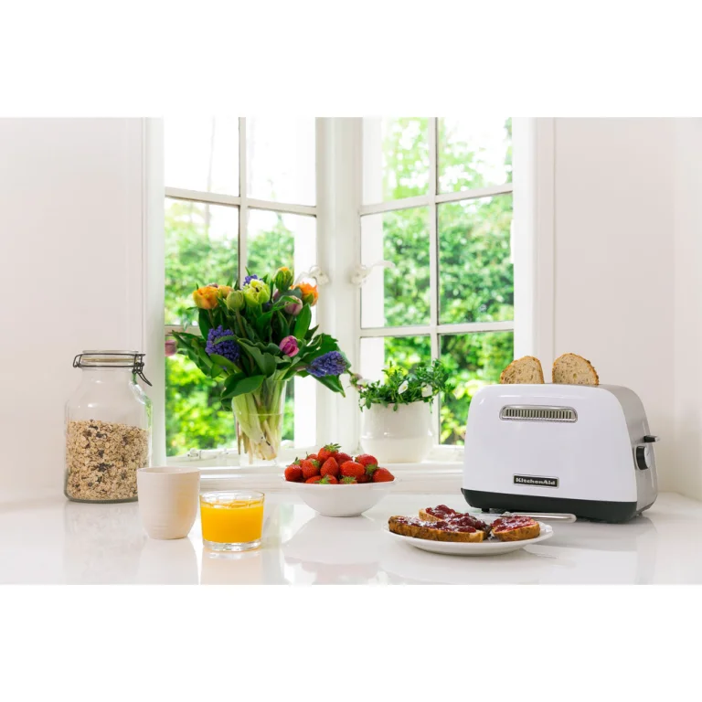 Тостер KitchenAid Classic 5KMT2115EWH