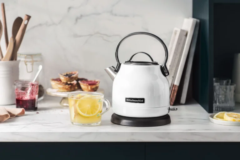 Електрочайник KitchenAid 5KEK1222EWH