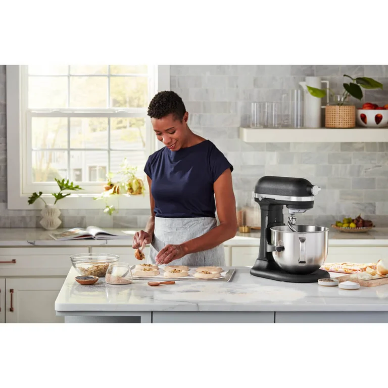 Міксер планетарний KitchenAid Artisan 6,6 л 5KSM70SHXEBK