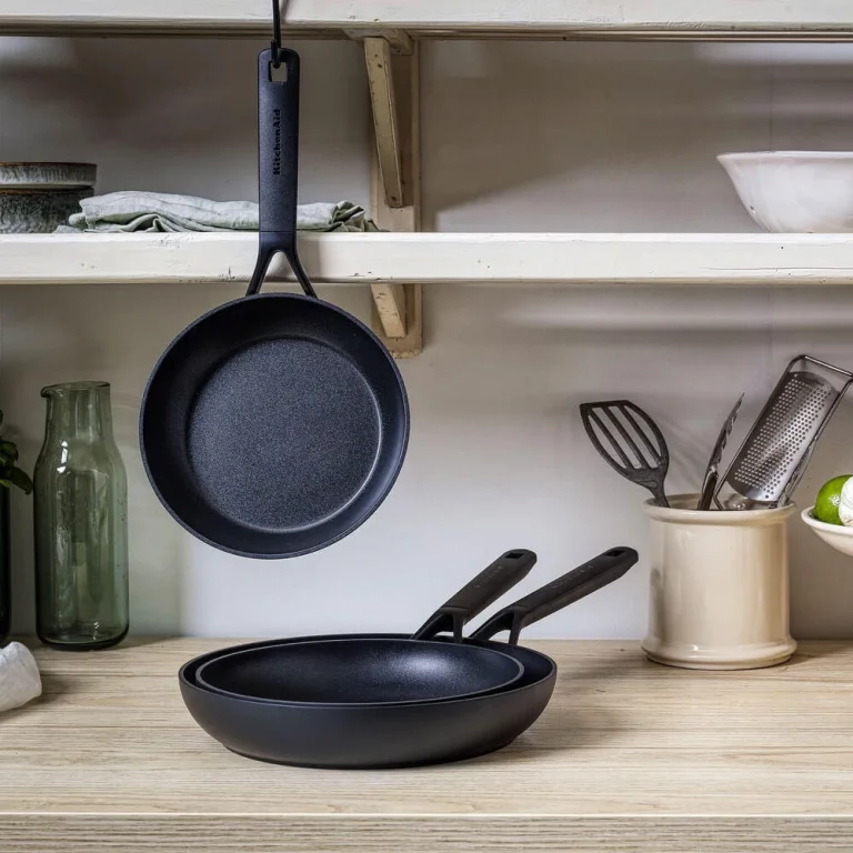 Сковорода 20 см KitchenAid Classic Forged Aluminium (CC003291-001)