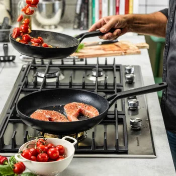 Набір сковорід KitchenAid CFA CC003569-001, 24+28 см, купити в Україні, найкраща ціна – KitchenAid - Фото 3