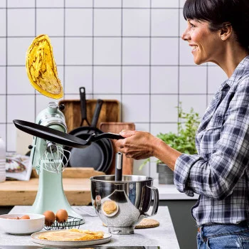 Сковорода для млинців KitchenAid CFA CC005680-001, 24 см, купити в Україні, найкраща ціна – KitchenAid - Фото 4