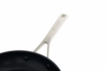 Набір сковорід KitchenAid FHA CC005698-001, 20+28 см, купити в Україні, найкраща ціна – KitchenAid - Фото 1
