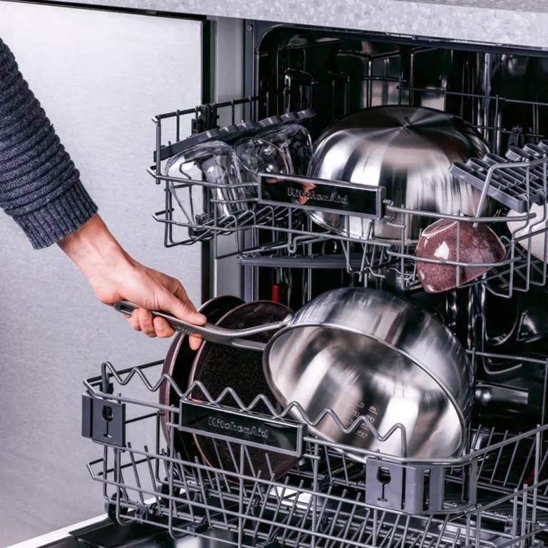 Ківш 20 см KitchenAid Multiply Stainless Steel (CC003255-001)