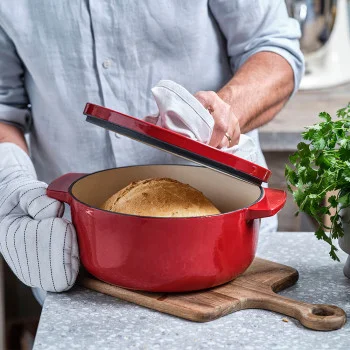 Каструля чавунна з кришкою KitchenAid CC006060-001, 5,2 л, купити в Україні, найкраща ціна – KitchenAid - Фото 5