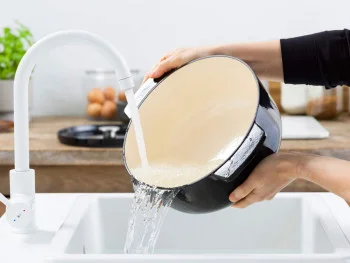 Каструля чавунна з кришкою KitchenAid CC006061-001, 5,2 л, купити в Україні, найкраща ціна – KitchenAid - Фото 3