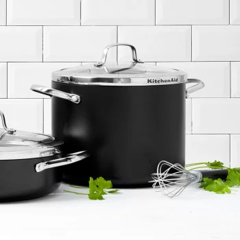 Каструля з кришкою KitchenAid, 24 см, 8 л (CC001258-001), купити в Україні, найкраща ціна – KitchenAid - Фото 1