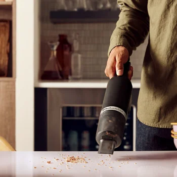 Кухонний пилосос KitchenAid Go 5KKVR121BM  акумуляторний 12V (з акумулятором), купити в Україні, найкраща ціна – KitchenAid - Фото 2