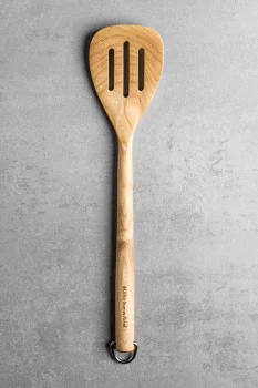 Лопатка з прорізами KitchenAid Coreline, 34,2 см, береза (KQR702OHE), купити в Україні, найкраща ціна – KitchenAid - Фото 3