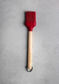 Пензлик кондитерський KitchenAid Coreline, 22 см, береза, червоний (KQR733OHERE), купити в Україні, найкраща ціна – KitchenAid - Фото 1