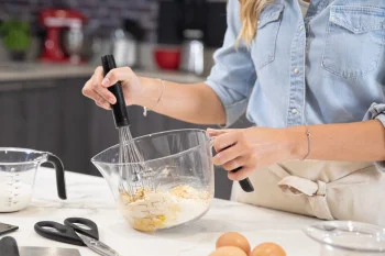 Мірна чаша KitchenAid Universal, 2 л, чорний (KQG078OSOBE), купити в Україні, найкраща ціна – KitchenAid - Фото 1