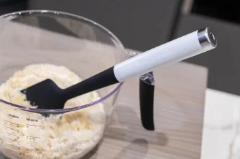 Мірна чаша KitchenAid Universal, 2 л, чорний (KQG078OSOBE), купити в Україні, найкраща ціна – KitchenAid - Фото 6