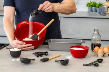 Набір кухонного приладдя KitchenAid Classic, 11 предметів, чорний (KQG492OHOBE), купити в Україні, найкраща ціна – KitchenAid - Фото 1