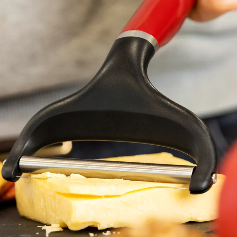 Ніж для сиру KitchenAid Coreline, 20 см (KAG133OHERE)