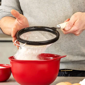 Ситечко KitchenAid Coreline, 36,5 см, кремовий (KAG161OHACE), купити в Україні, найкраща ціна – KitchenAid - Фото 4