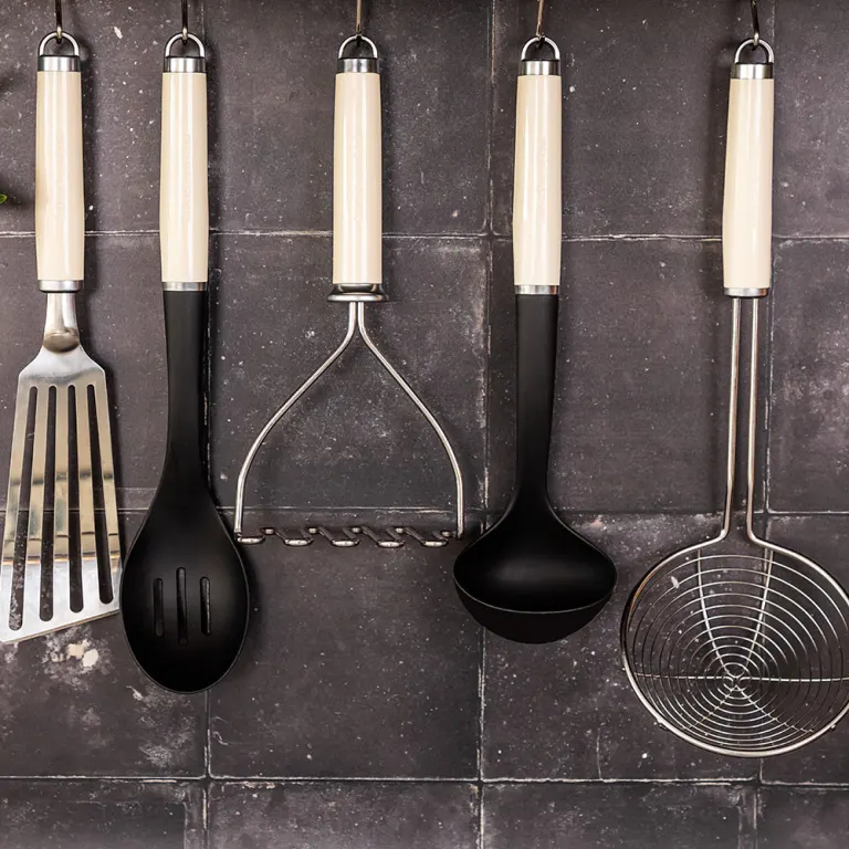 Шумівка KitchenAid Coreline, 38 см (KAG010OHACE)