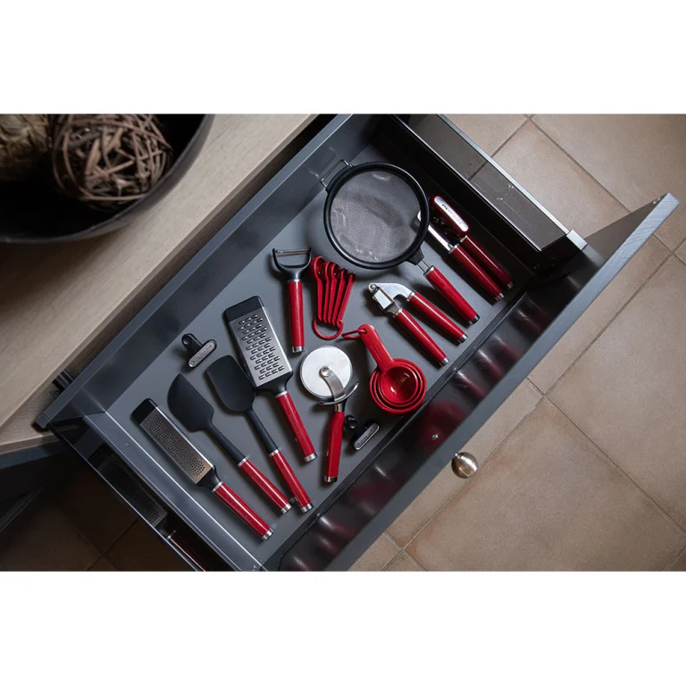 Шумівка KitchenAid Coreline, 38 см (KAG010OHERE)