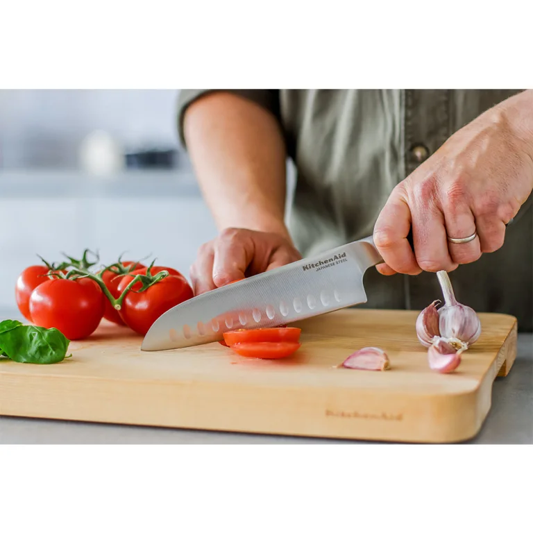 Нож сантока KitchenAid Coreline с защитным чехлом для лезвия, 18 см (KOG7IKSSOHOBA)
