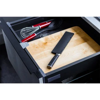 Ніж сантоку KitchenAid Coreline з захисним чохлом для леза, 18 см (KOG7IKSSOHOBA), купить в Украине, лучшая цена – KitchenAid - Фото 8