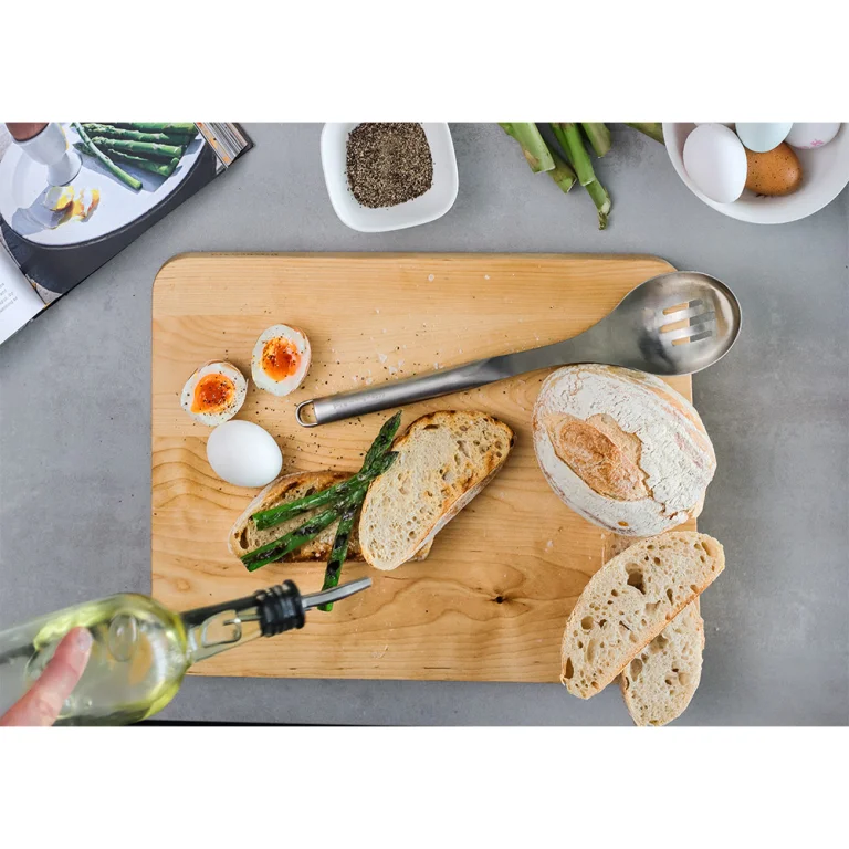 Ложка кухонна з прорізами KitchenAid Premium, 33,8 см (KMG004OHSS)