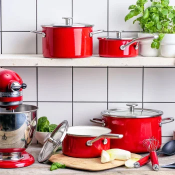 Набір посуду KitchenAid Steel Core, 8 предметів, 16/20/24 см, 1,3/3,7/6 л, червоний (CC004920-001), купити в Україні, найкраща ціна – KitchenAid - Фото 1