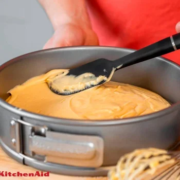 Лопатка для тіста KitchenAid Classic, 30 см, чорний (KHH031OHOBE), купити в Україні, найкраща ціна – KitchenAid - Фото 1