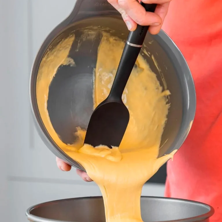 Лопатка для тіста KitchenAid Classic, 30 см (KHH030OHOBE)