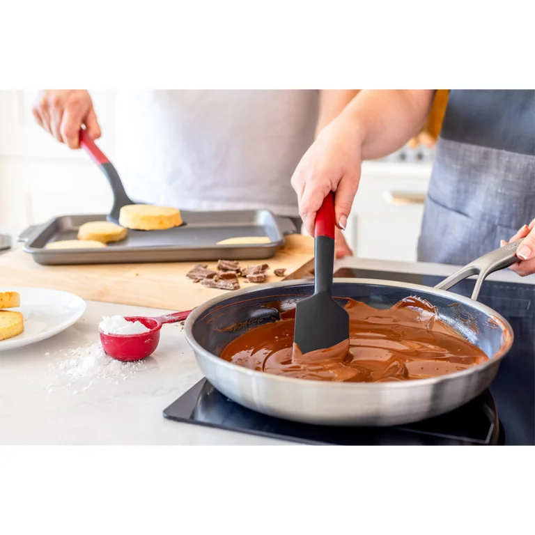 Лопатка для тіста KitchenAid Classic, 30 см (KHA031OHEREG)
