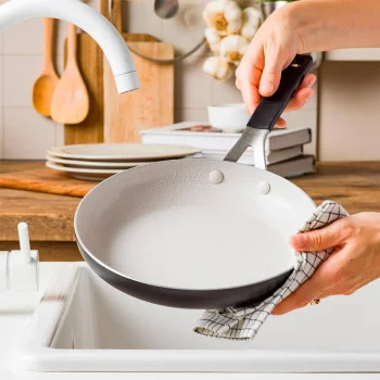 Купити сковорідку KitchenAid CC009713-001 Cmodel за 1 999 грн — офіційний магазин KitchenAid - Фото 7